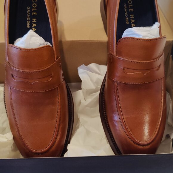 Cole Haan Carnegie Penny Loafer Oxford | British Tan | Size 7.5W | Gently Worn - Picture 1 of 6